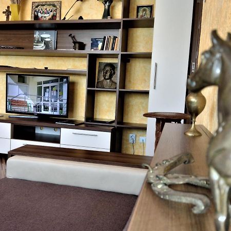 Apartament Maria Bucarest Esterno foto