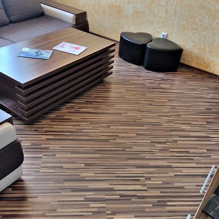 Apartament Maria Bucarest Esterno foto