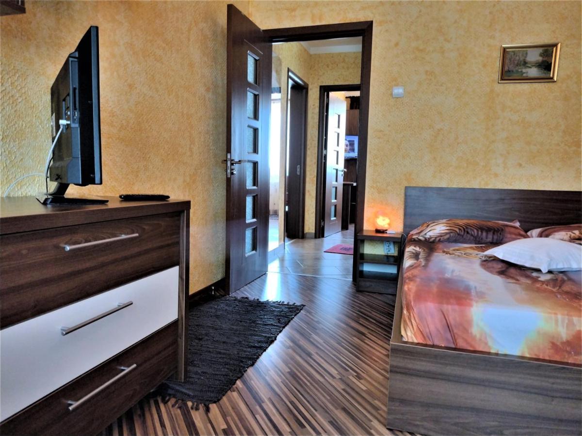 Apartament Maria Bucarest Esterno foto